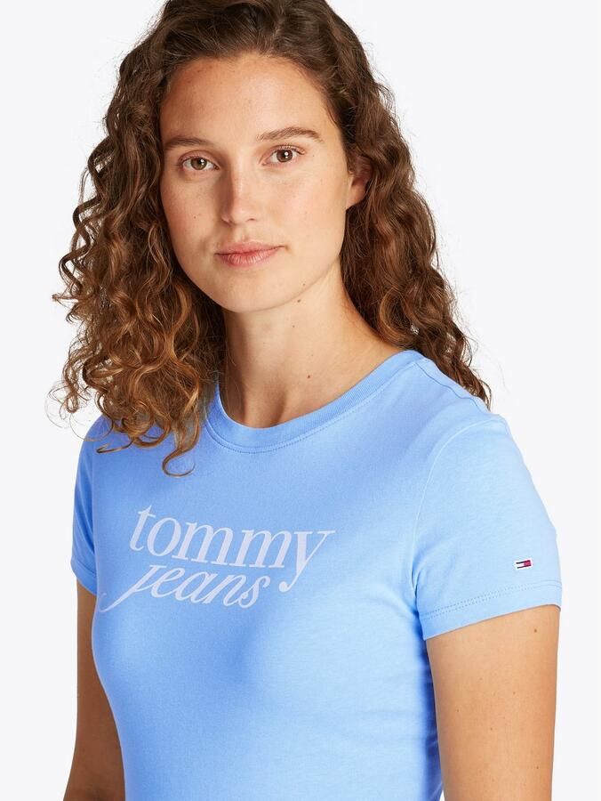 TOMMY JEANS T-shirt met logoprint op borsthoogte - Foto 3
