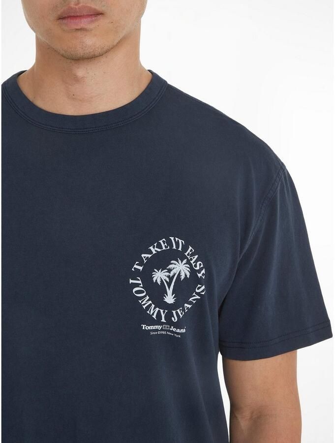 Tommy Jeans Regular fit T-shirt met labelprint model 'NOVELTY GRAPHIC' - Foto 3