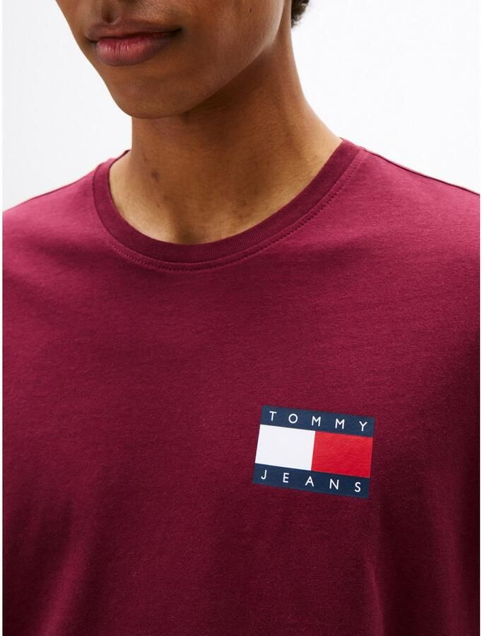 TOMMY JEANS T-shirt TJM SLIM ESSENTIAL FLAG TEE EXT - Foto 2