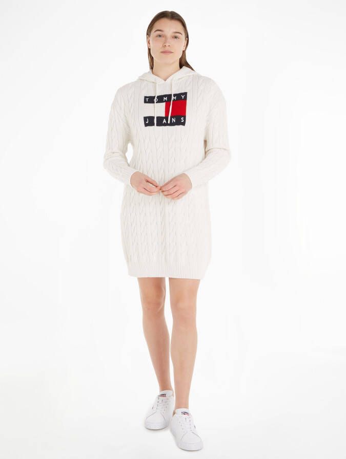 TOMMY JEANS Tricotjurk TJW CABLE FLAG HOODIE DRESS