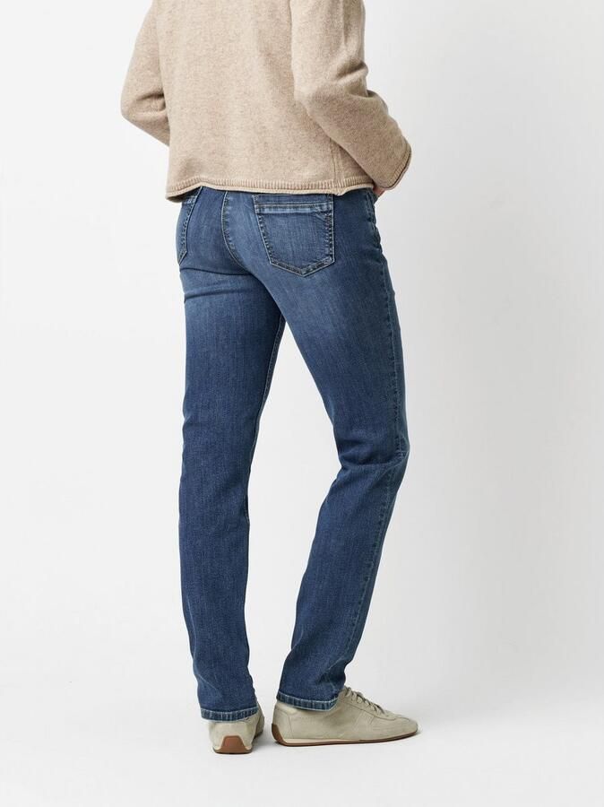 TONI Slim fit jeans BE Loved in de four-pocket stijl