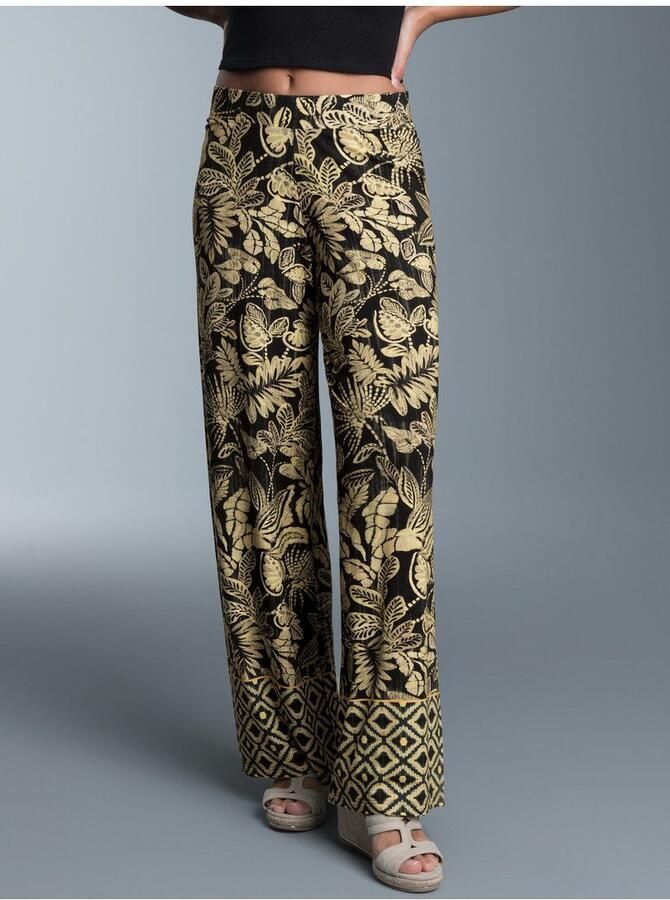 Trigema Jerseybroek heupbroek met bloemmotief allover (1-delig)