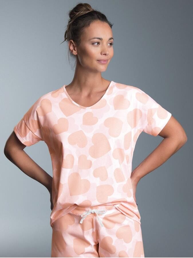 Trigema Pyjama oversized T-shirt met allover hartjes-print (1-delig)