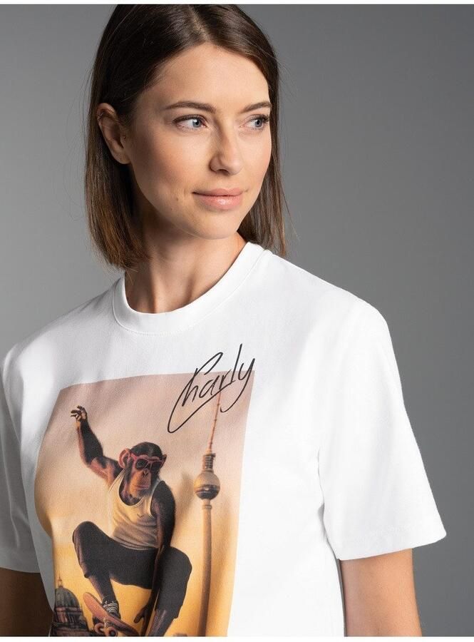 Trigema T-shirt T-Shirt Affe Charly Skateboard (1-delig)