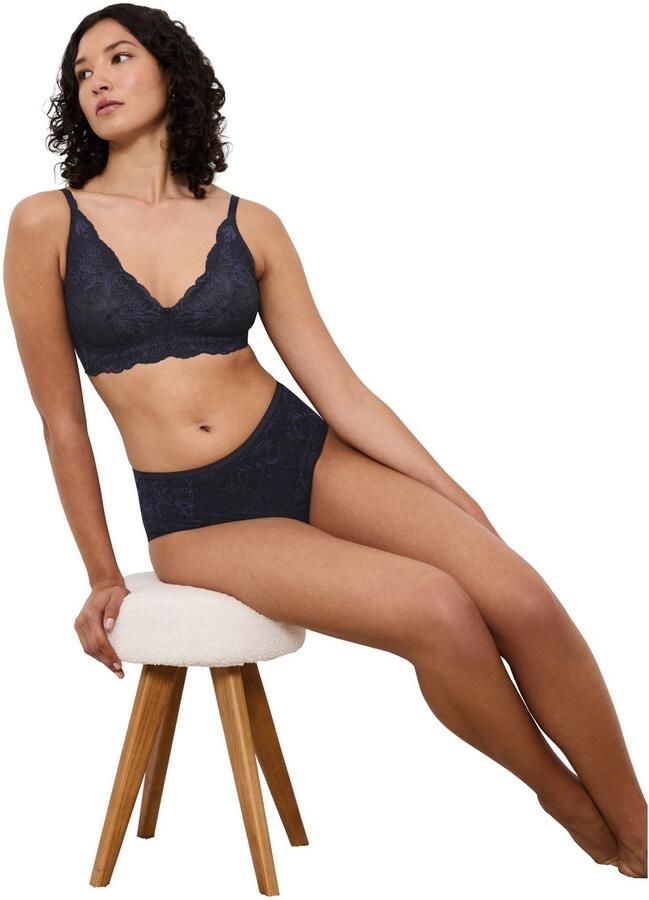 Triumph Beugel-bh Amourette Charm T Stretch-kant licht zacht diepe V-hals - Foto 3