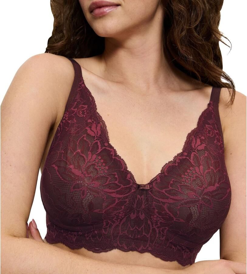 Triumph Beugel-bh Amourette Charm T Stretch-kant licht zacht diepe V-hals