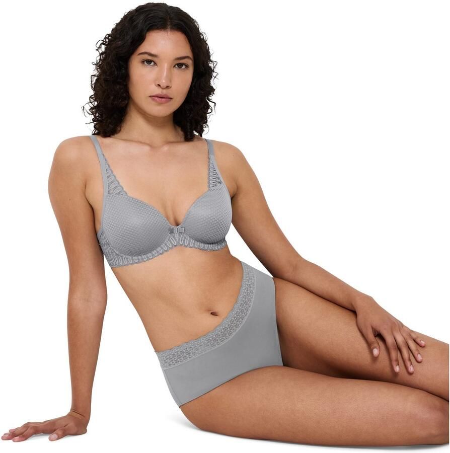 Triumph Beugel-bh Aura Spotlight T modern kant zacht elastisch licht gewatteerd spacer-cups