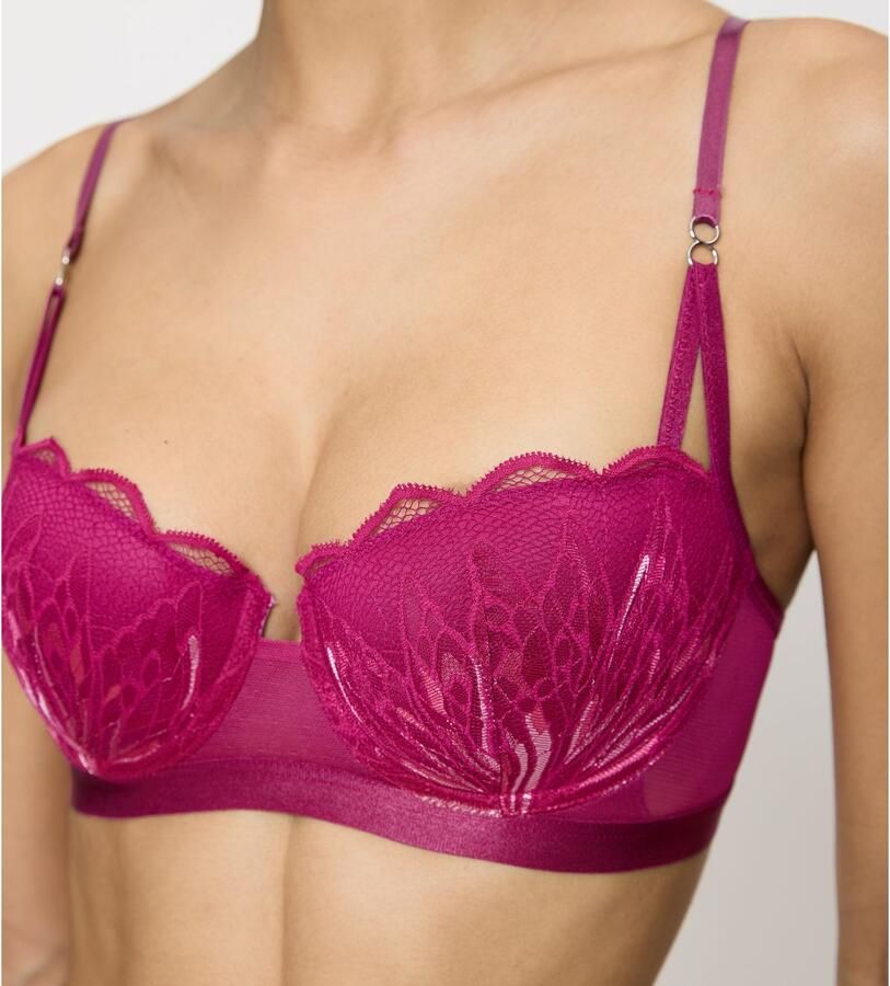 Triumph Beugel-bh Crazy Stupid Love Comfort-beugel italiaans kant wow-effect mesh zacht