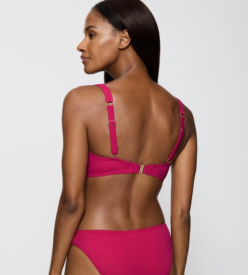 Triumph Beugelbikinitop Summer Twist W 01 Minimizer verkleint de borst optisch met een cupmaat - Foto 4