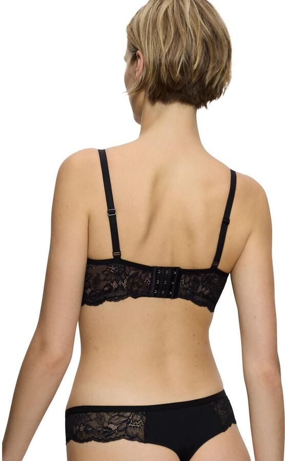 Triumph Beugelloze-bh Amourette Charm Stretchkant diepe V-hals (1-delig) - Foto 3