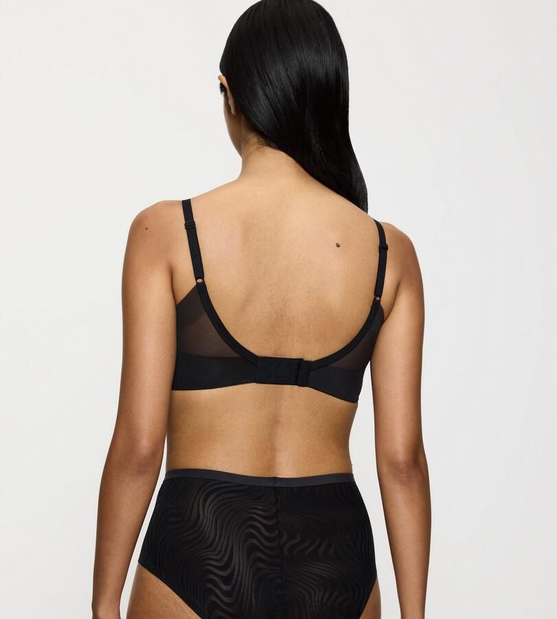 Triumph Beugelloze-bh Shape Smart Ellipse gladmakend dieper decolleté vrouwelijk golvend jaquard-mesh