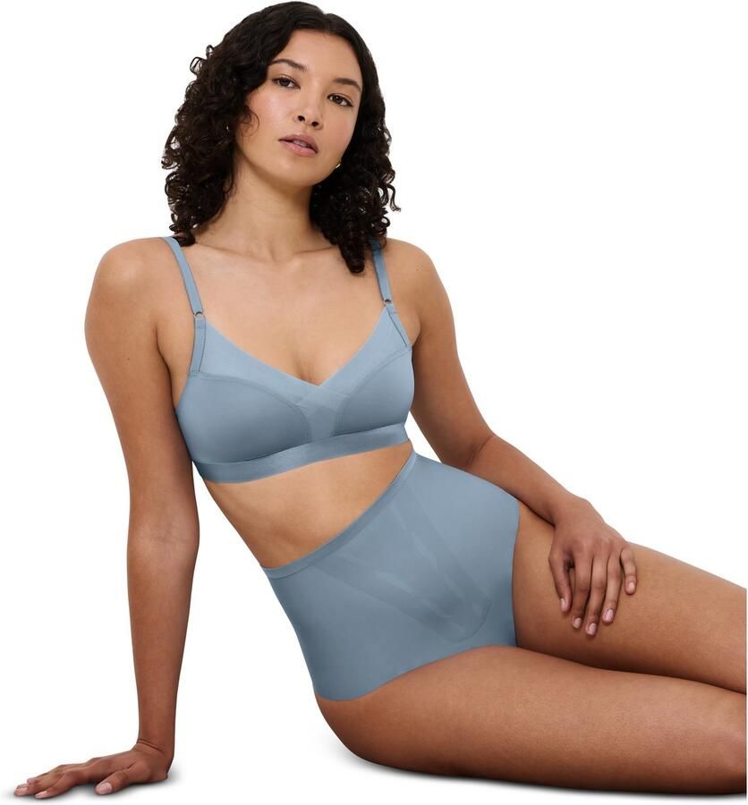 Triumph Beugelloze-bh Shape Smart gladmakend zonder vulling voorgevormde cups zacht licht vor d