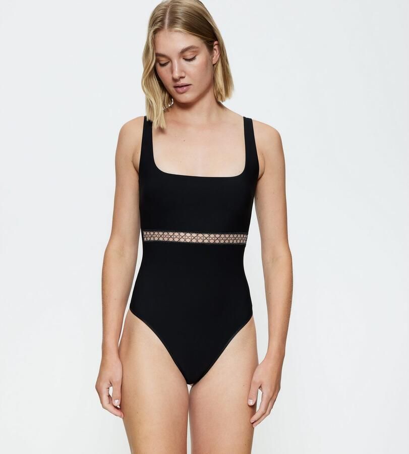 Triumph Body Palina Cosmic Heartbeat Limited Edition door Palina Rojinski - Foto 2