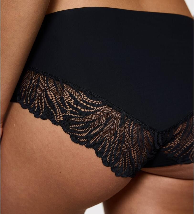 Triumph Maxislip Pretty Micro naadloos vrouwelijk kant microvezel hoge bedekking
