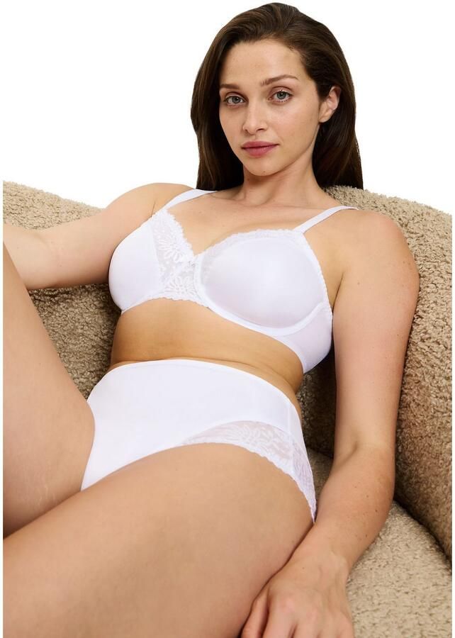 Triumph Minimizer-bh Ladyform soft maakt de borst optisch kleiner met een cupmaat - Foto 7