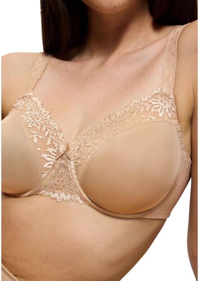 Triumph Minimizer-bh Ladyform soft maakt de borst optisch kleiner met een cupmaat - Foto 2