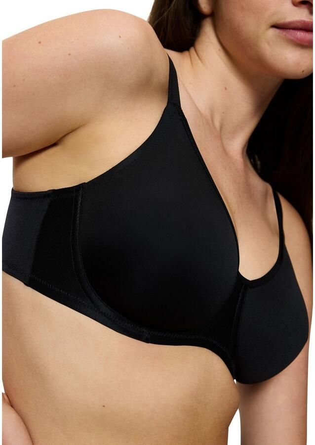 Triumph Minimizer-bh Urban Minimizer W X maakt de borst optisch kleiner met een cupmaat - Foto 6