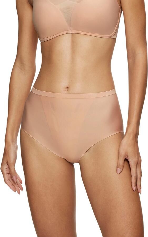 Triumph Shapingslip Shape Smart gladmakend en flatterend lichte stretch-stof - Foto 4