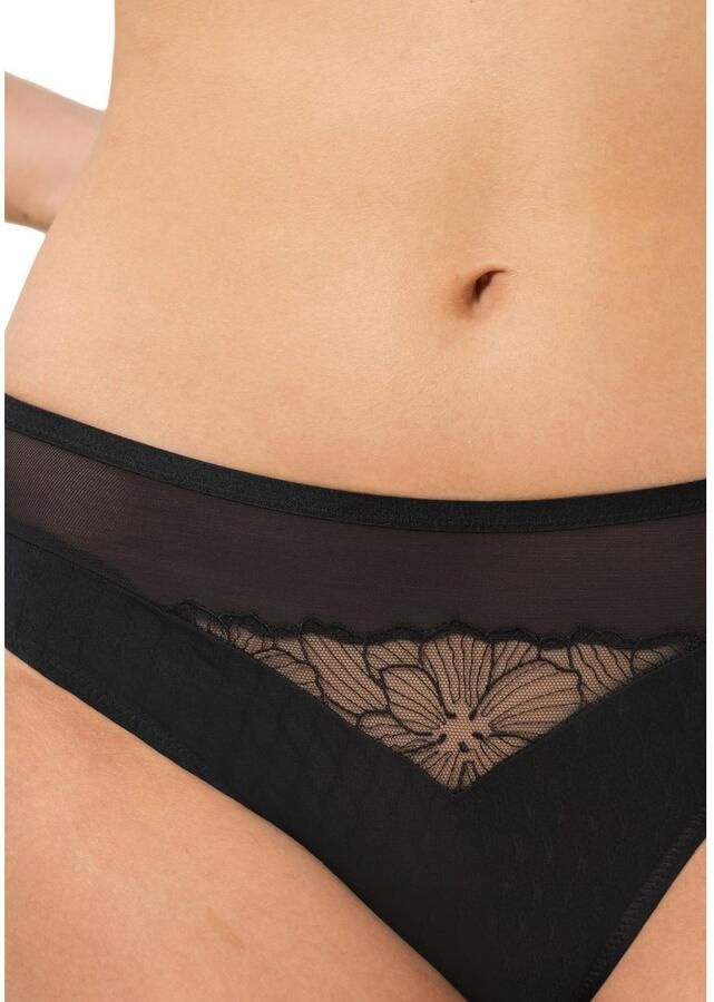 Triumph Tai slip Azalea Florale met kantdetails tule. vrouwelijk jacquard