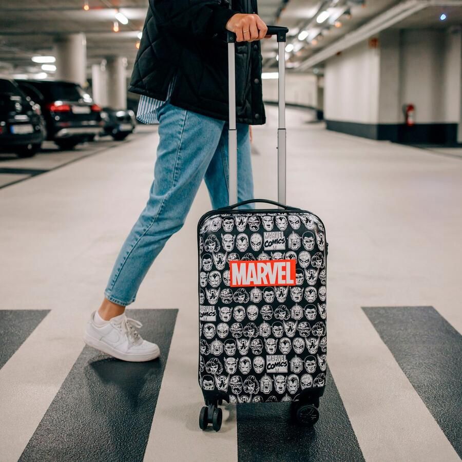 UNDERCOVER Kinderkoffer Marvel 59 cm met tsa-cijfercombinatieslot