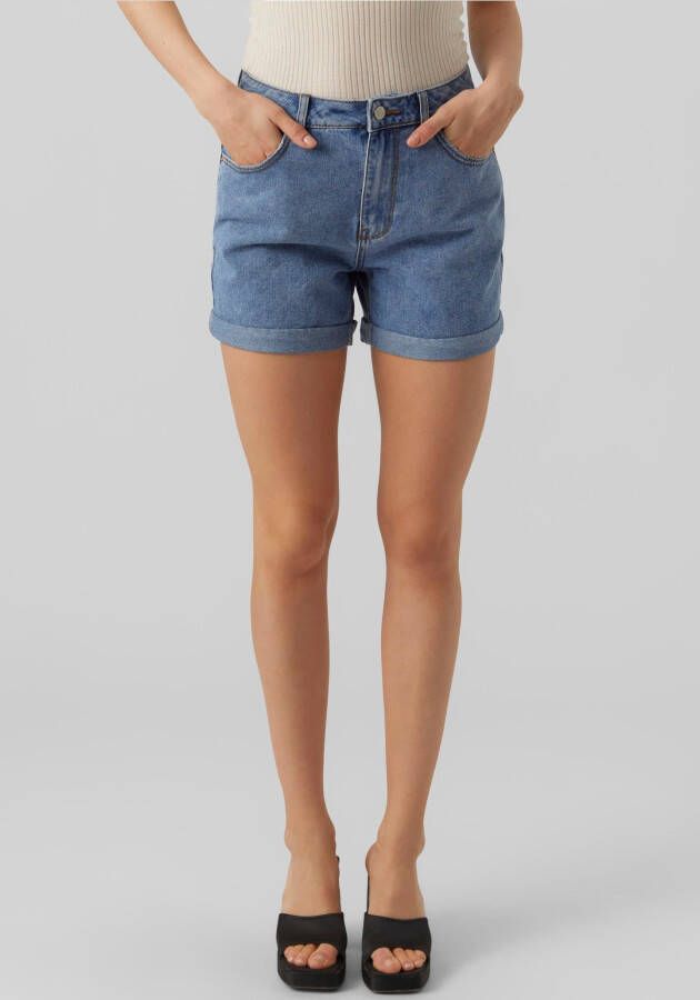 Vero Moda Loose fit korte jeans in effen design model 'ZURI'