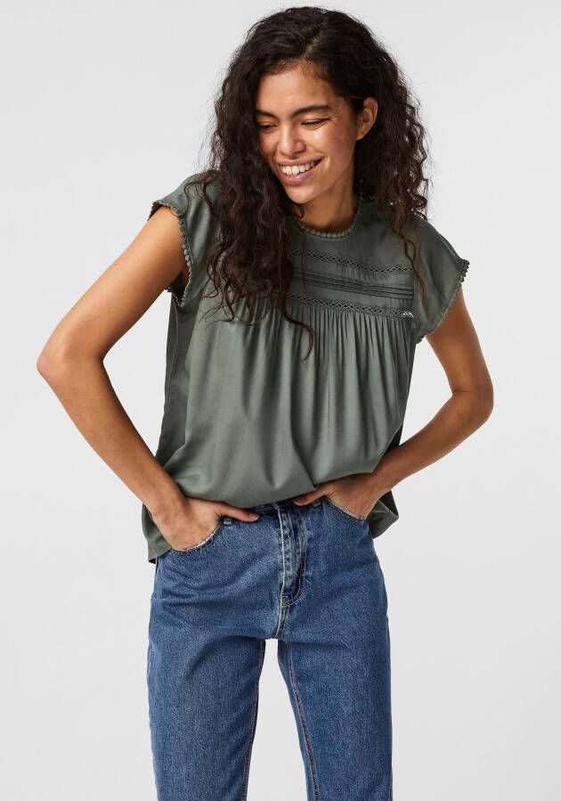 Vero Moda Blouse met korte mouwen VMDEBBIE PLEAT S L TOP GA NOOS met geweldige plooien en boordselinzetstukken op het voorpand