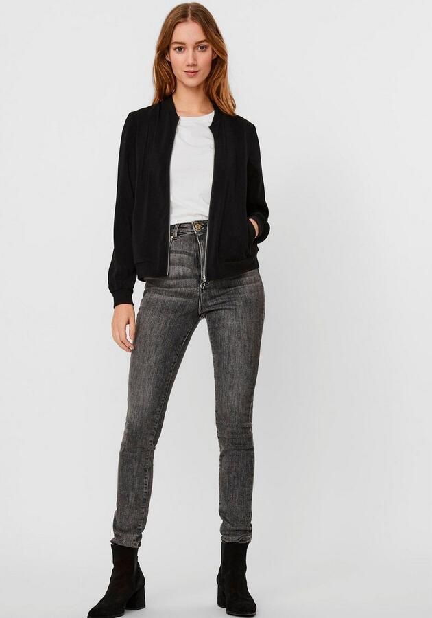 Vero Moda Bomberjack met steekzakken opzij model 'COCO' - Foto 5