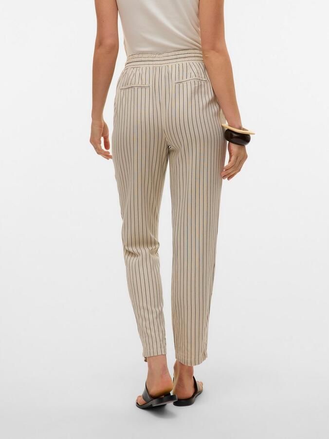 Vero Moda Comfortbroek VMJESMILO MW ANKLE PANTS WVN NOOS met linnen elastische manchetten en trekkoord - Foto 3