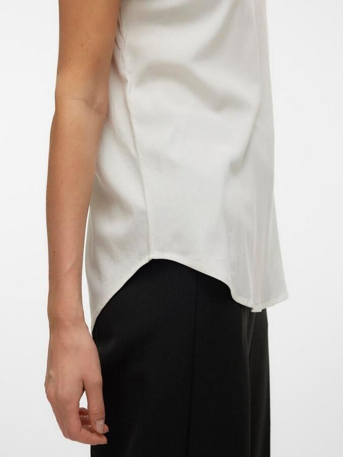 Vero Moda T-shirt met afgeronde zoom model 'BELLA' - Foto 3