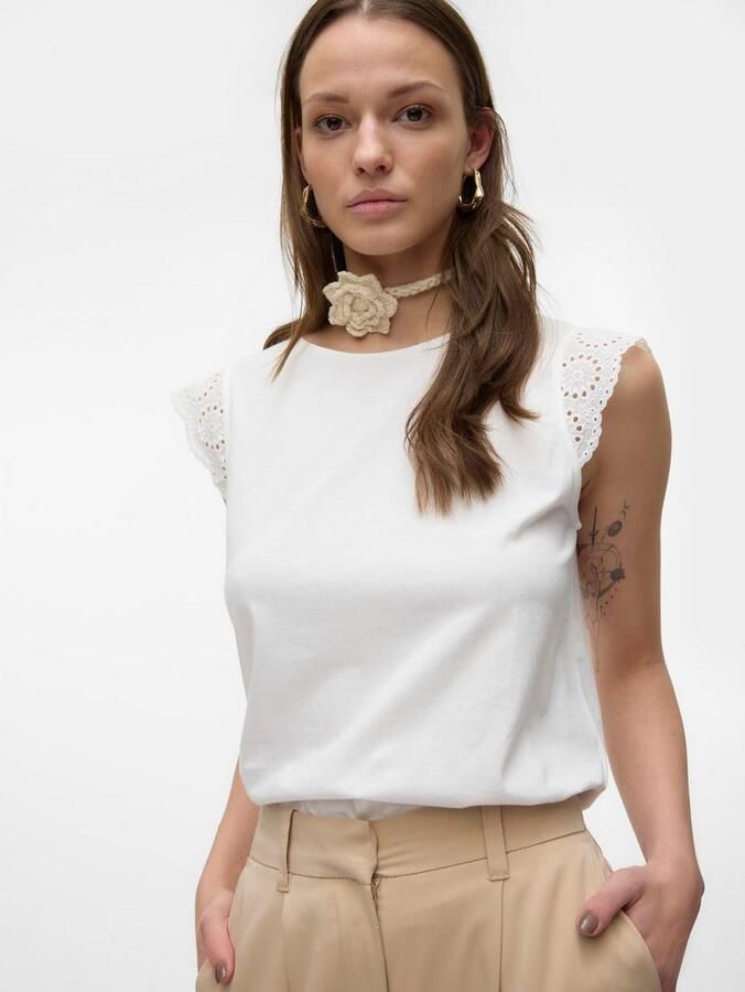 Vero Moda Regular fit T-shirt met broderie anglaise model 'EMIlY' - Foto 4
