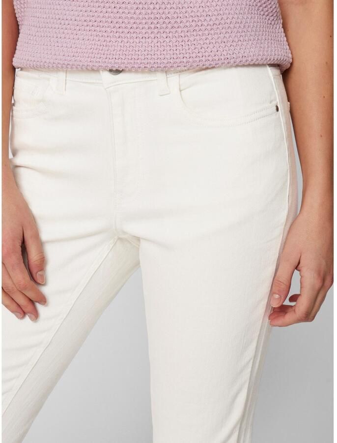 Vila Skinny fit jeans VISARAH RW SKINNY JEANS WHITE EMY-NOOS