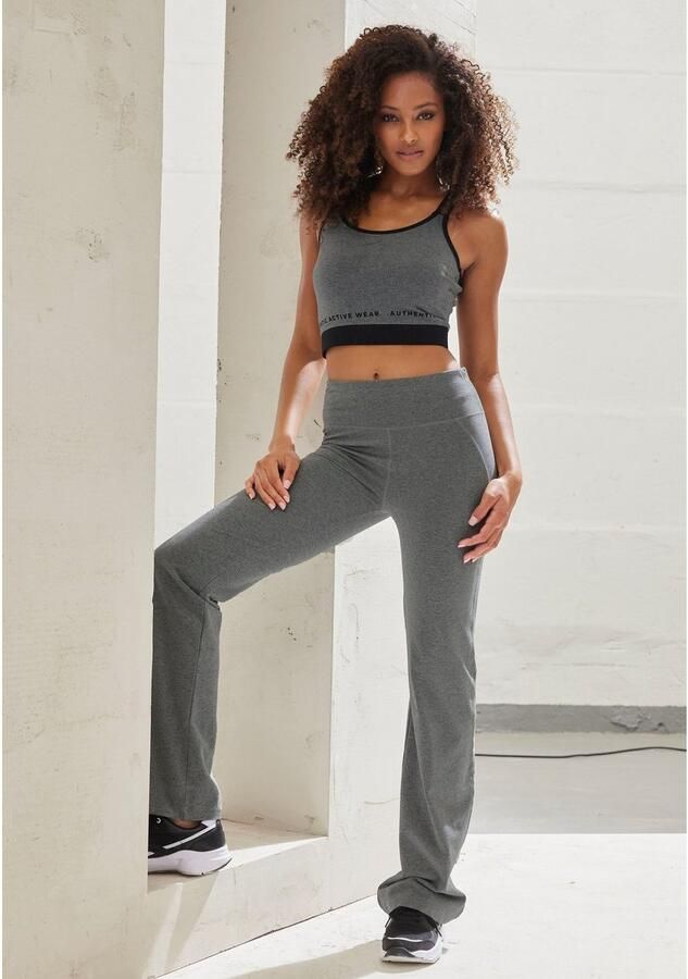 Vivance active Crop-top -Sporttop met racerback - Foto 5