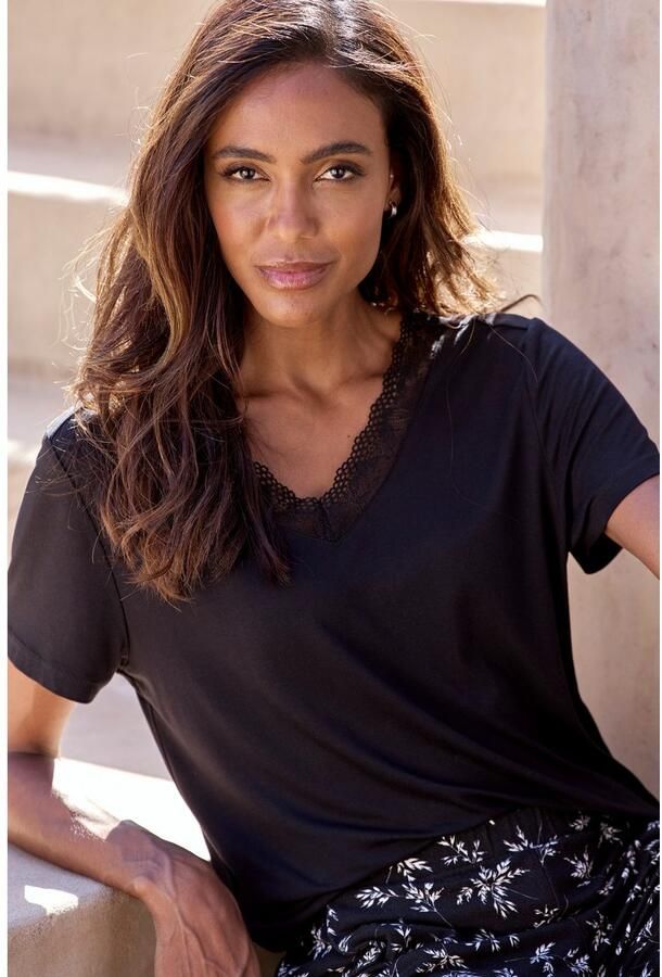 Vivance Dreams Pyjama met leuke bloe print (set 2-delig)