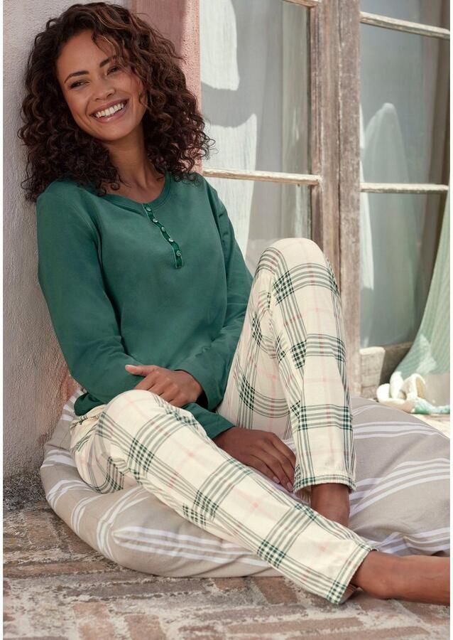 Vivance Dreams Pyjama top met fluwelen knoopsluiting - Foto 6