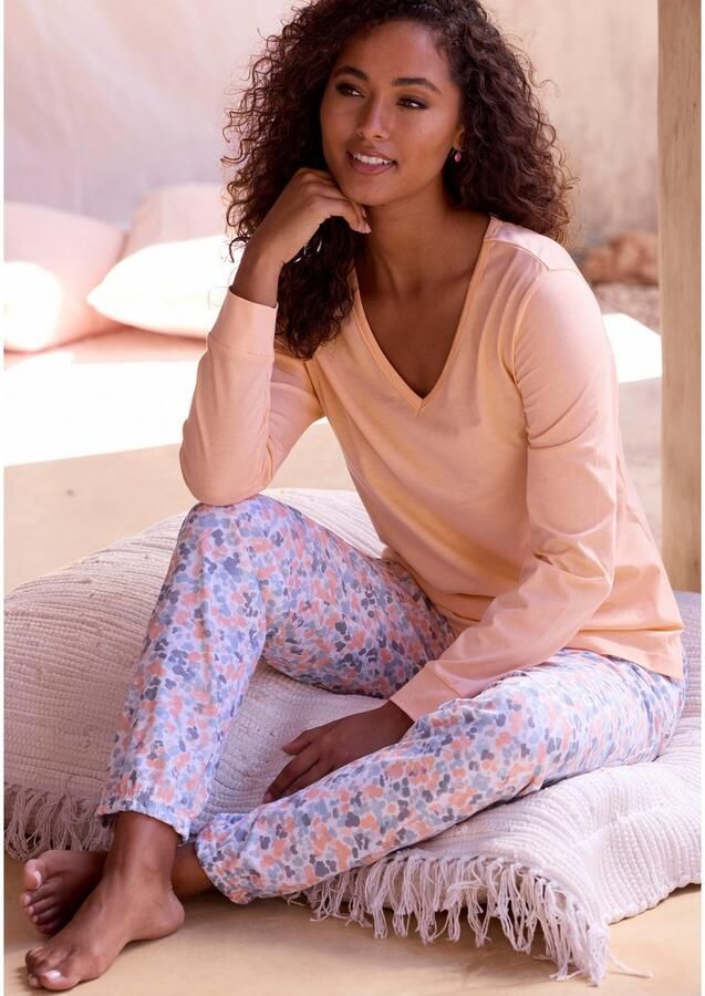 Vivance Dreams Pyjamabroek met mooie all-over print - Foto 3