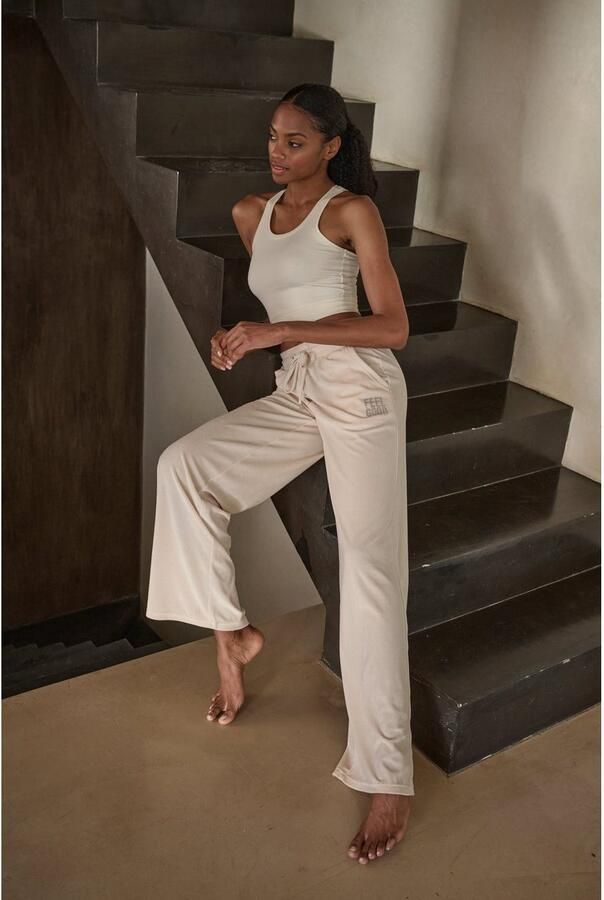 Vivance Nickybroek -Loungebroek met glanzend siersteentjes opschrift - Foto 6