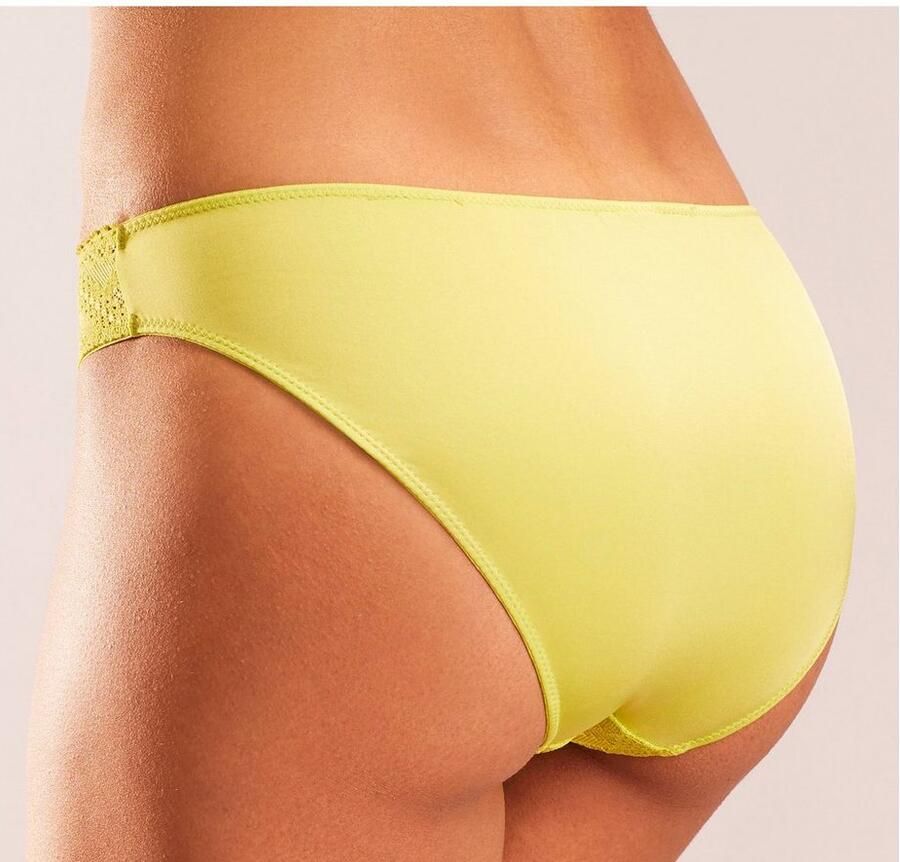 Vivance Slip met fijne sierstrik en edel sieraadaccessoire