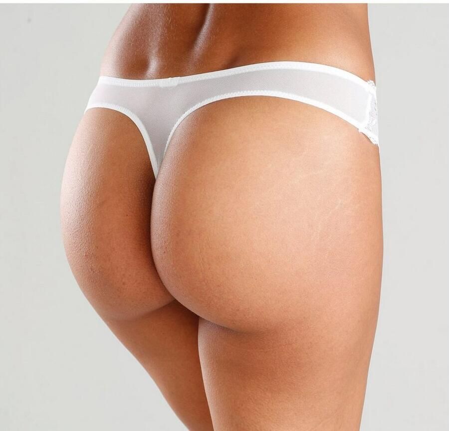 Vivance String in aantrekkelijke set van 2 met kant (2 stuks)