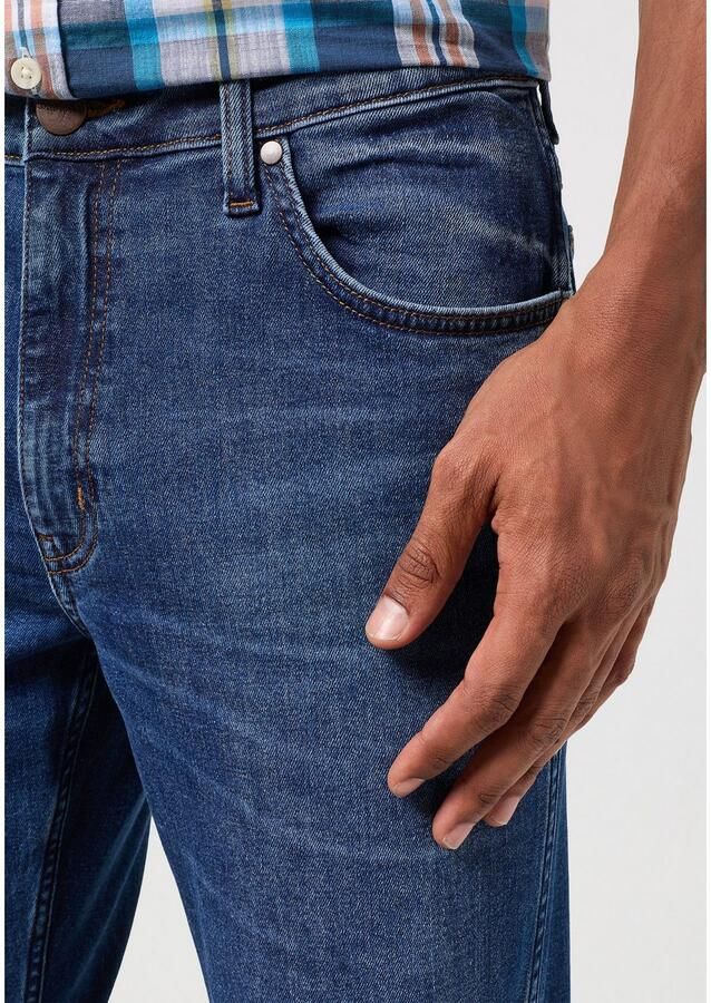 Wrangler 5-pocket jeans River FREE TO STRETCH