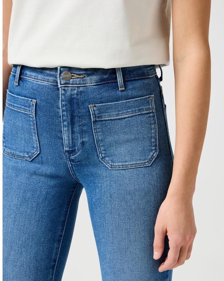 Wrangler Bootcut jeans Flare in retro-design met uitlopende pijp