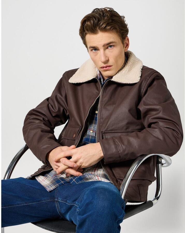 Wrangler Leren jack AVIATOR met riemlussen aan de zoom - Foto 2