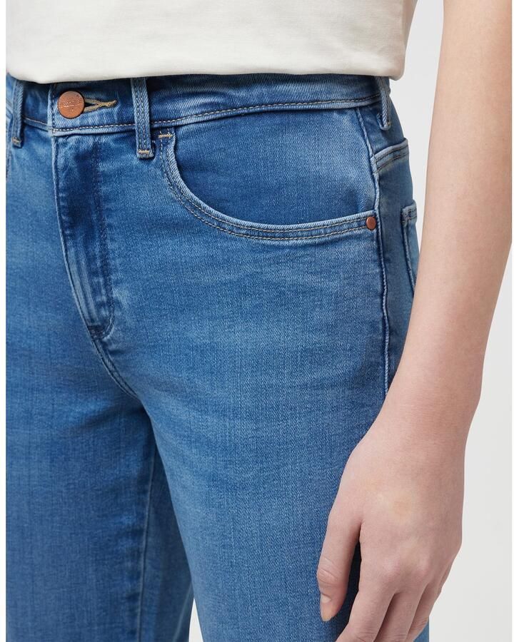 Wrangler straight aurelia