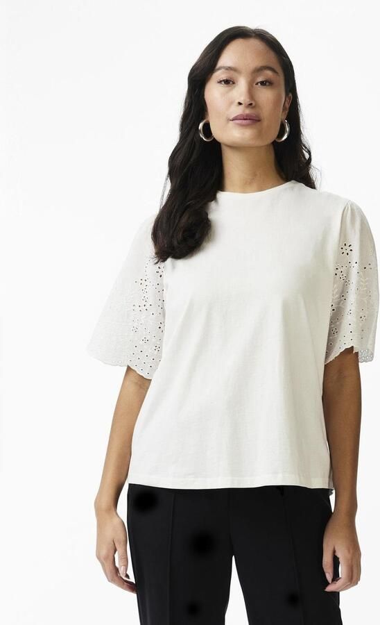 Y.A.S Shirt met korte mouwen YASLEX SS TOP W. EMB SLEEVES S. NOOS (Korte mouw met ajourborduurwerk ronde hals normale pasvorm) - Foto 5