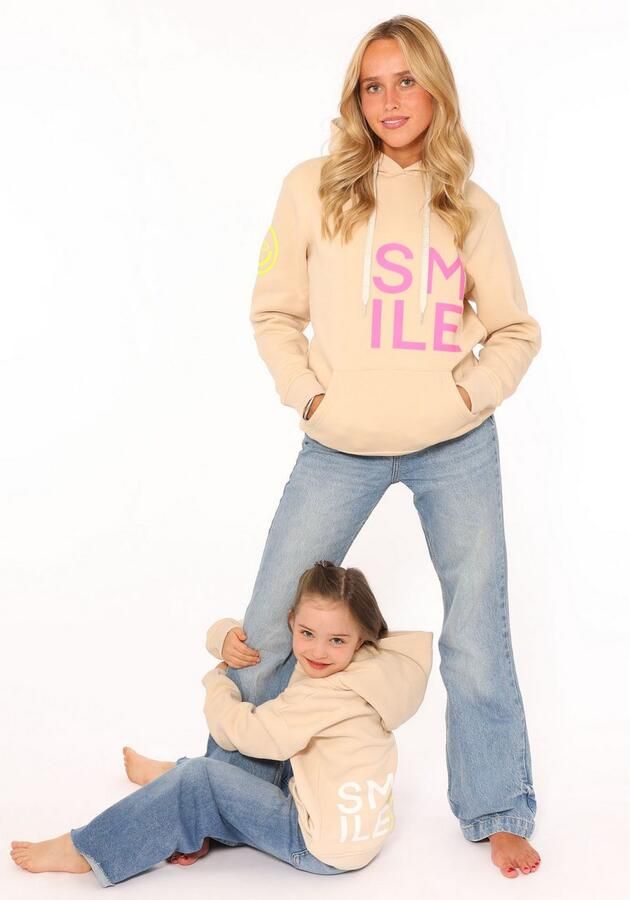Zwillingsherz Hoodie Alissa-Kids met "smile"-opdruk in neonkleur en geborduurde smiley - Foto 7