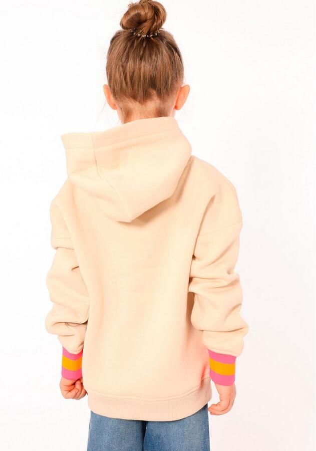 Zwillingsherz Hoodie Jovanna Kids met "smile more"-borduursel en neonkleurige armboorden - Foto 5