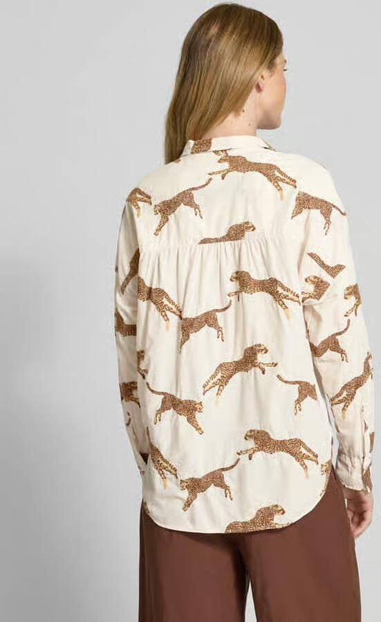 0039 italy Blouse met kentkraag model 'LUCY'