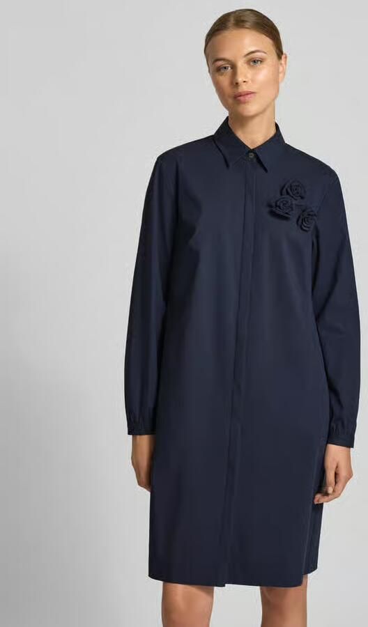 0039 italy Knielange jurk met siergarnering model 'DANNIKA'