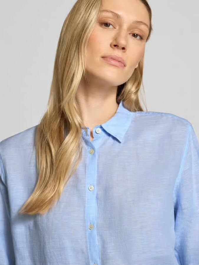 0039 italy Overhemdblouse van linnen met Kentkraag model 'MIRA'