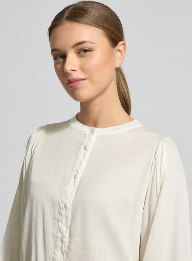 0039 italy Regular fit blouse met ronde hals Model 'FAVIOLA'