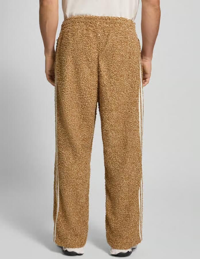Adidas Originals Joggingbroek van teddybont met labelstitching